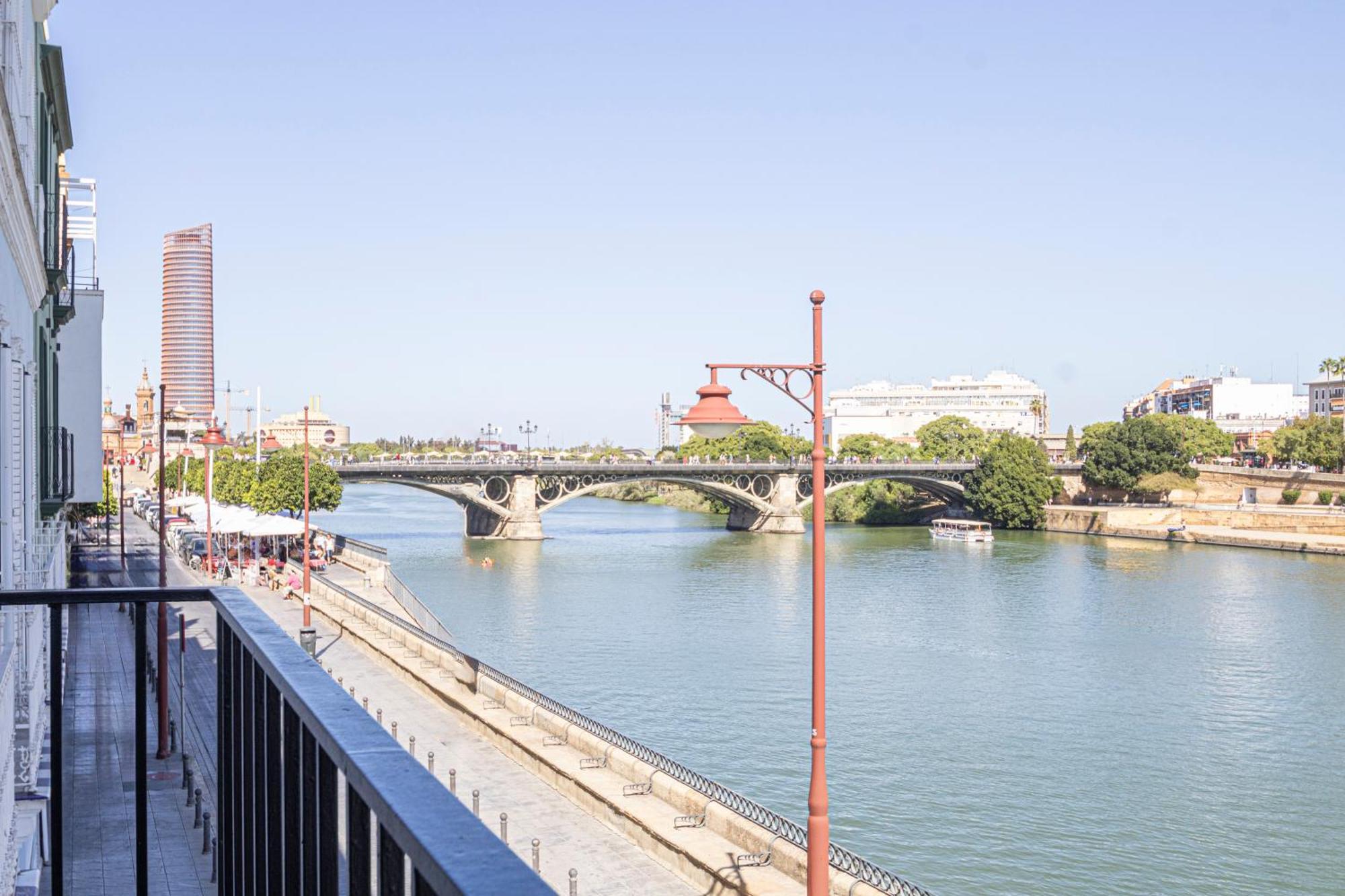 3 Bedroom With Stunning Guadalquivir Views Appartement